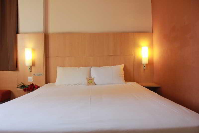 Ibis Xiamen Kaiyuan Hotell Exteriör bild